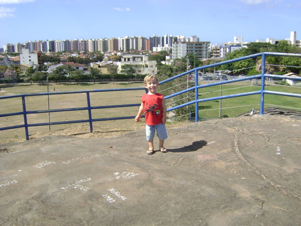 No parque da Pedra da Cebola by Paulo  Filho