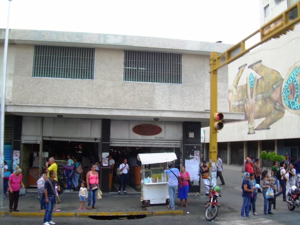 Centro de Maracay - Estado Aragua (Venezuela) by Edgar Alexander Tova…