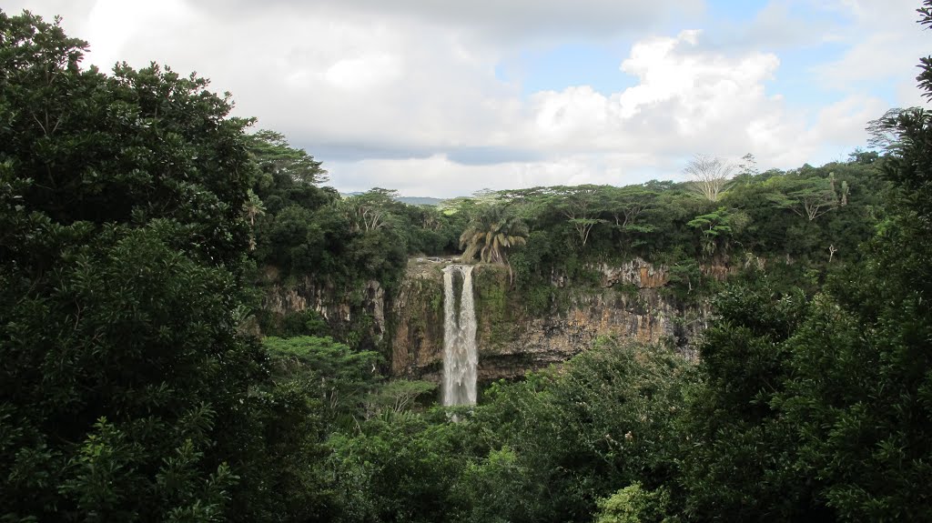 Chamarell Waterfall @ Mauritius by Ethem Ozgecen