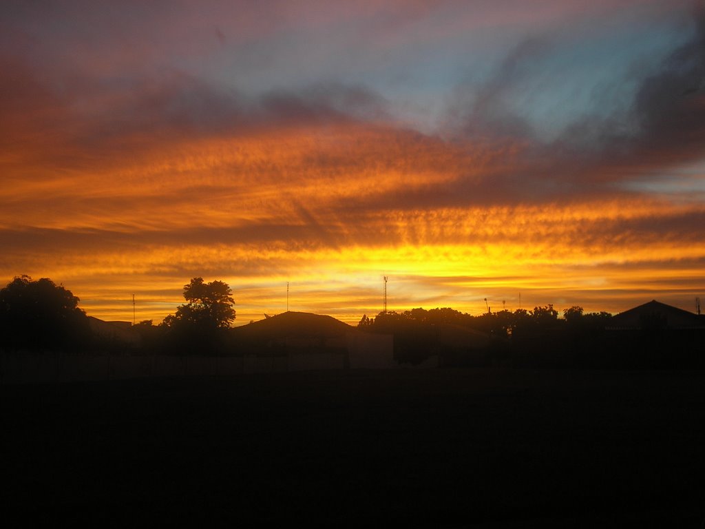 Rosana, SP, Brazil. Sunset in Rosana. by Jômer