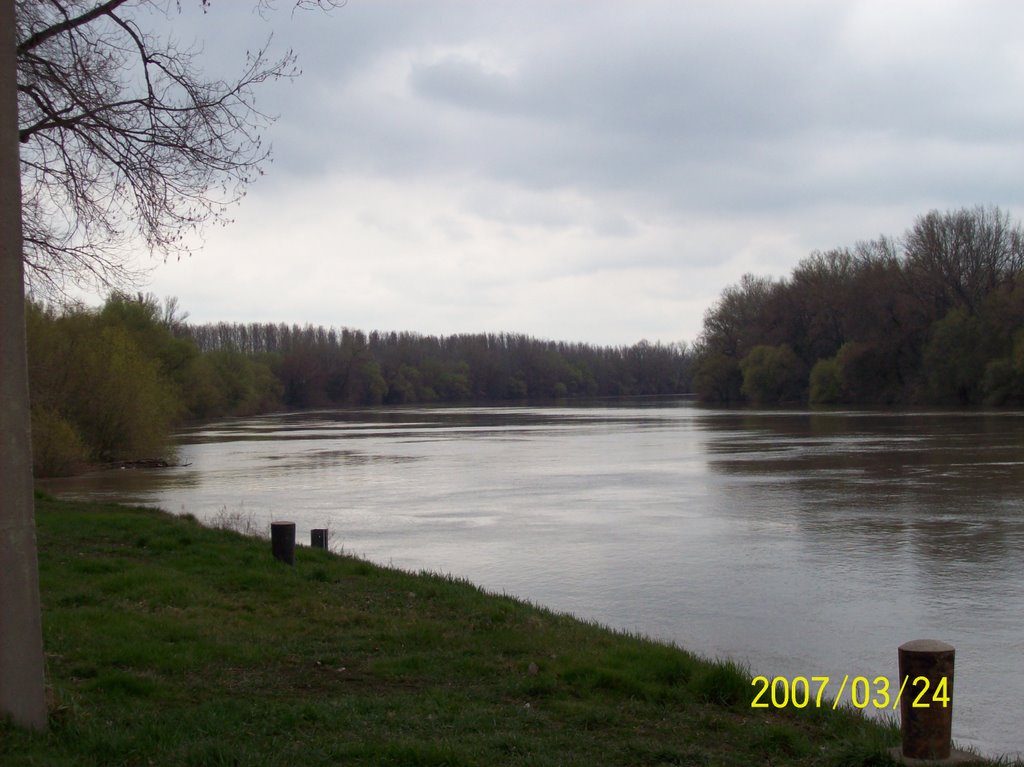 A Tisza by kékvillám