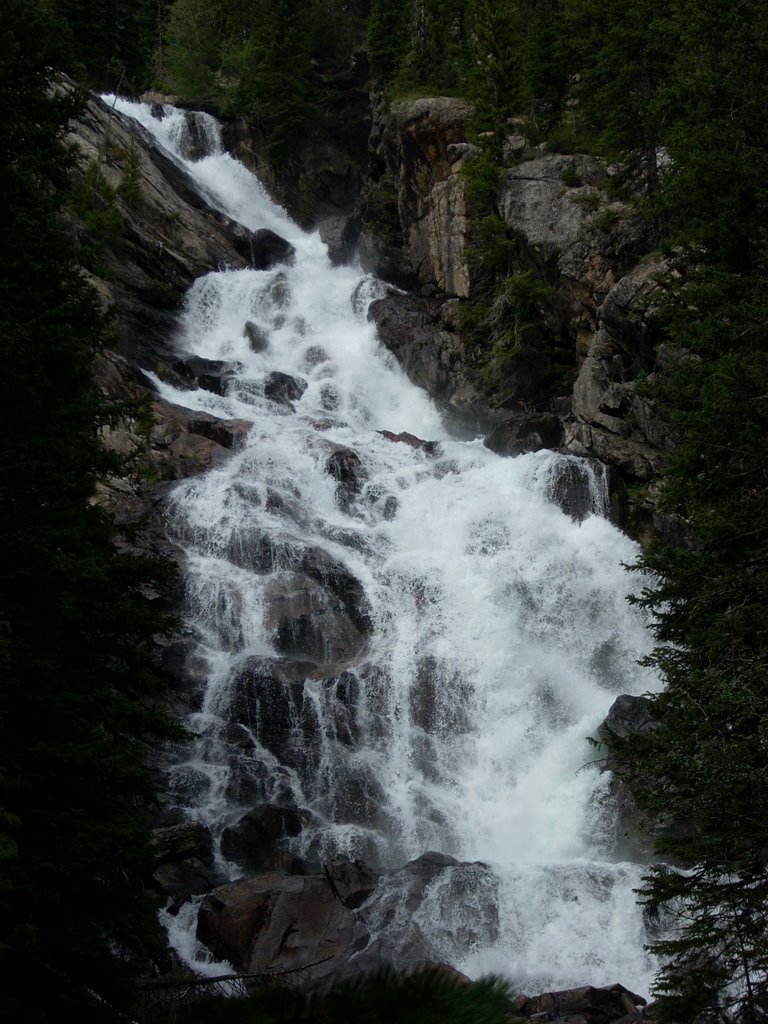 Hidden Falls by Jordan Lofthouse