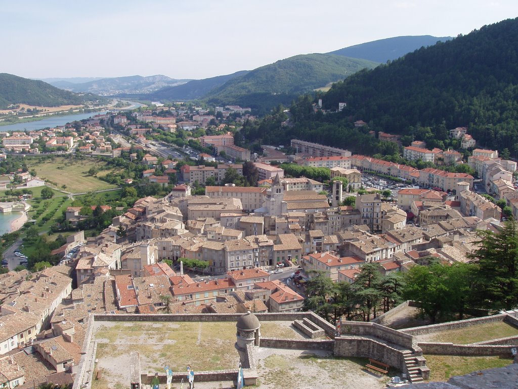 Sisteron panorama (de by TAHMORRISSON