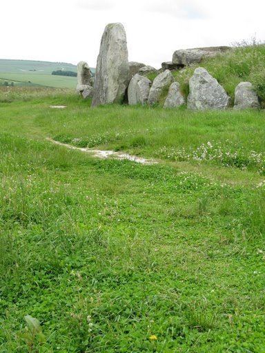 West Kenneth Long Barrow by TiCB