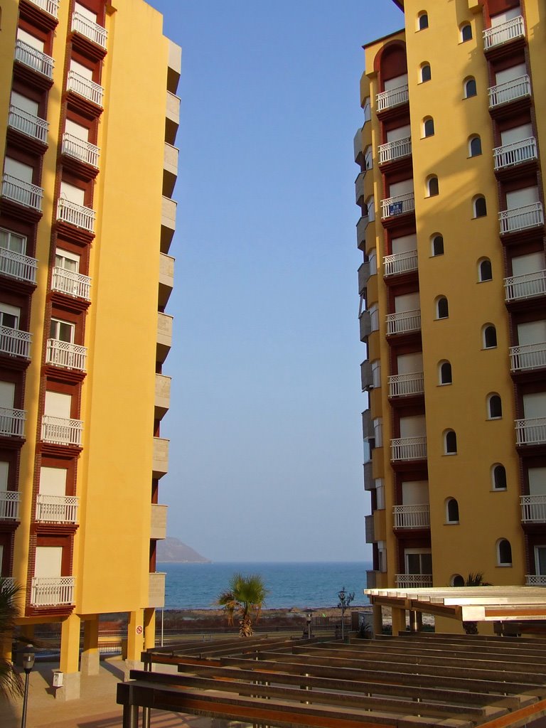 Desde los apartamentos Playa Principe, La Manga de Mar Menor by Andres Cordoba