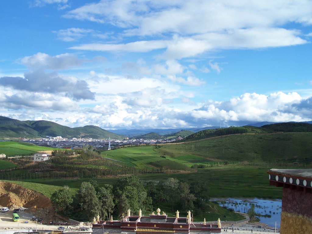 View from Songzanlin monastery by Tyler.Chen