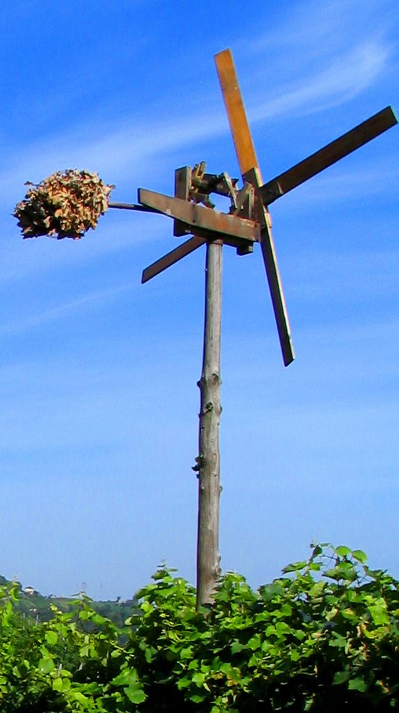 Klopotec "waits" for wind in Stari grad near Makole by KozuhovR