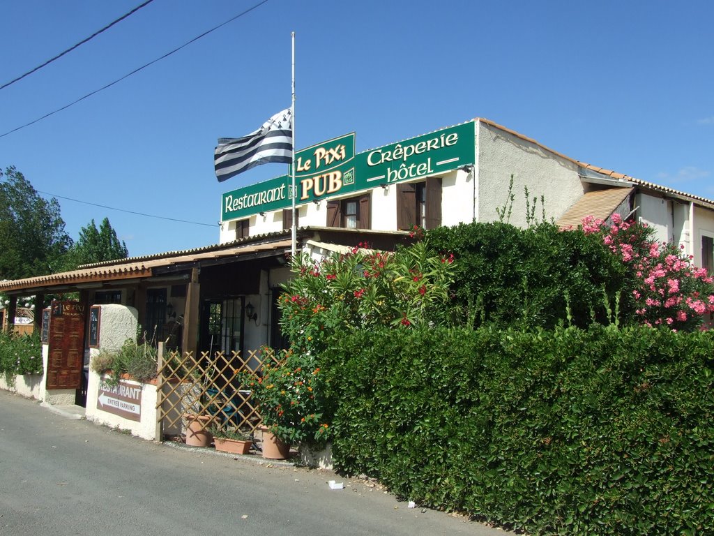 Le pixi pub marseillan plage by medine du 76