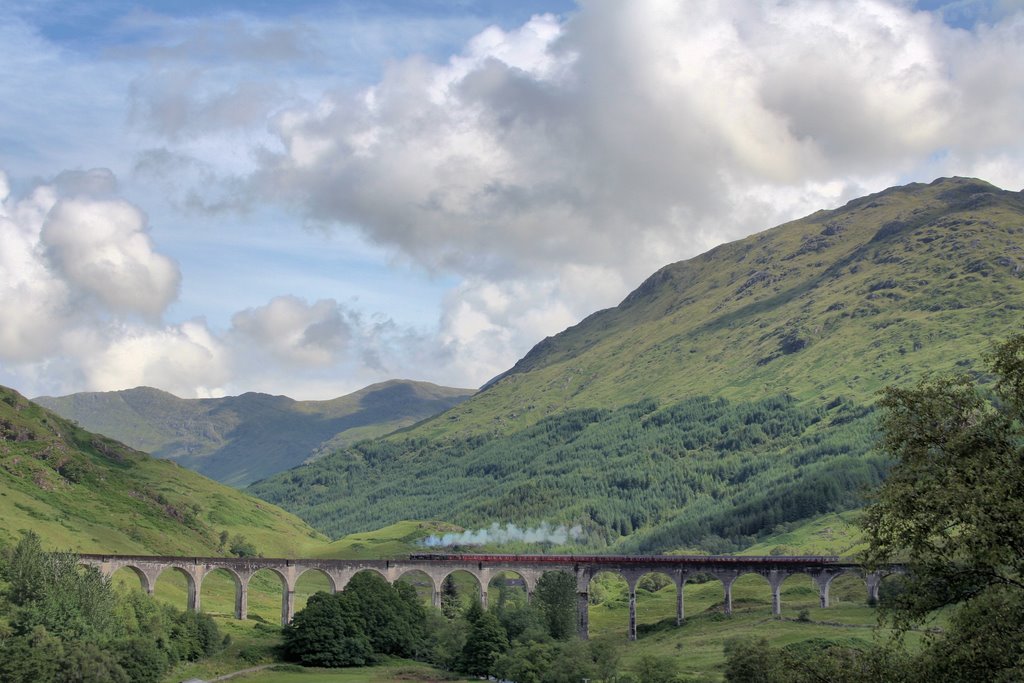 "Harry Potter's" viaduc, Glenfinnan by Jean LECLERCQ