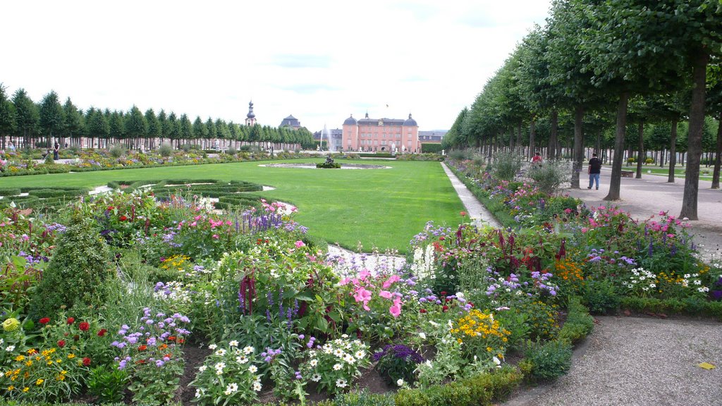 Schwetzingen Schloß and Schloßgarten by usawest