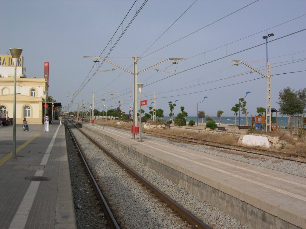 Estacion de Renfe de Malgrat de Mar by sergiobajo