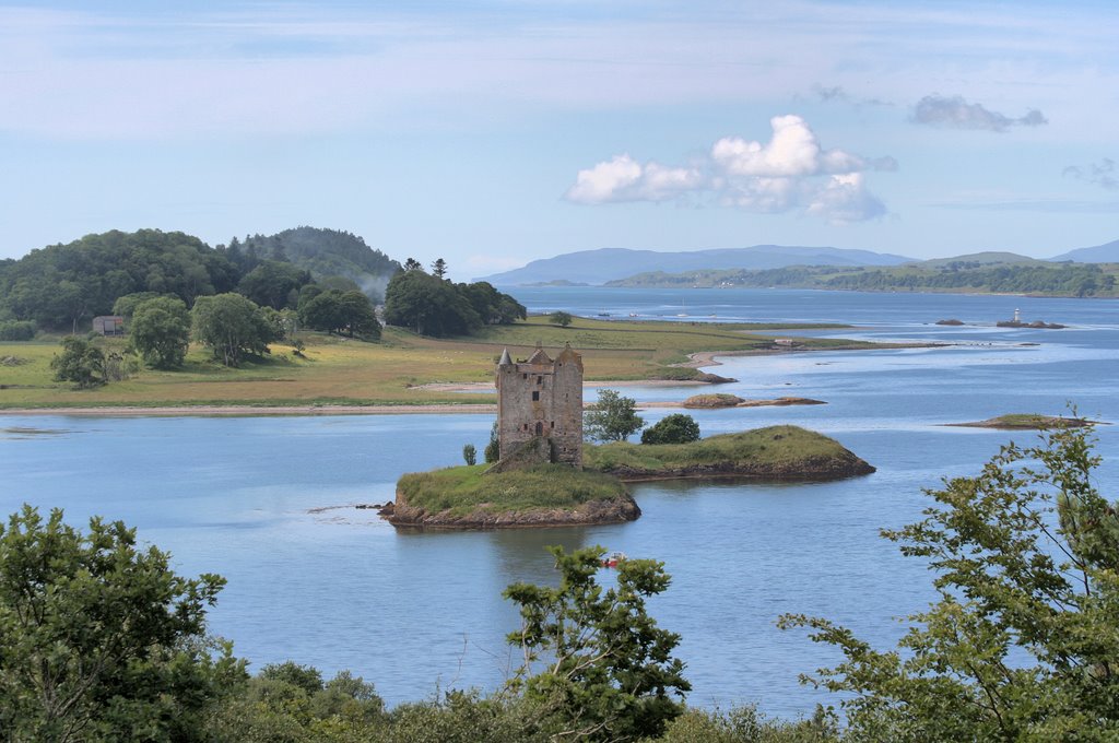 Stalker Castle, Portnacroish, Highlands by Jean LECLERCQ