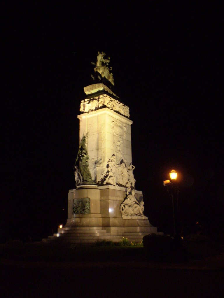 Monumento a Urquiza by mariam_fisio