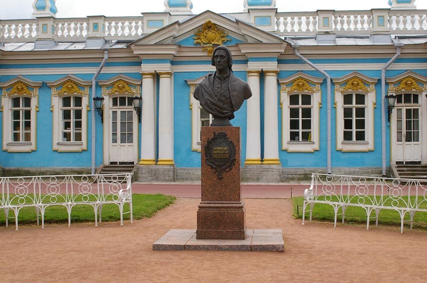 Памятник архитектору Франческо Бартоломео Растрелли у циркумференции / Monument to architect F.-B.Rastrelli (26/07/2007 by Dmitry A. Shchukin