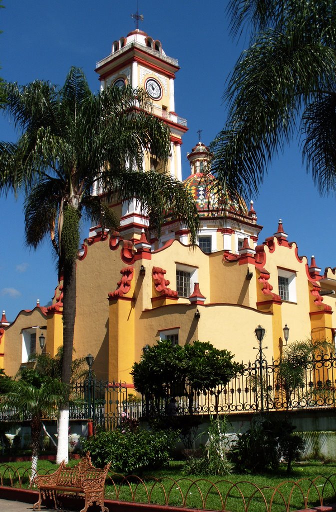 Catedral de Orizaba by Mauricio Romero Vida…