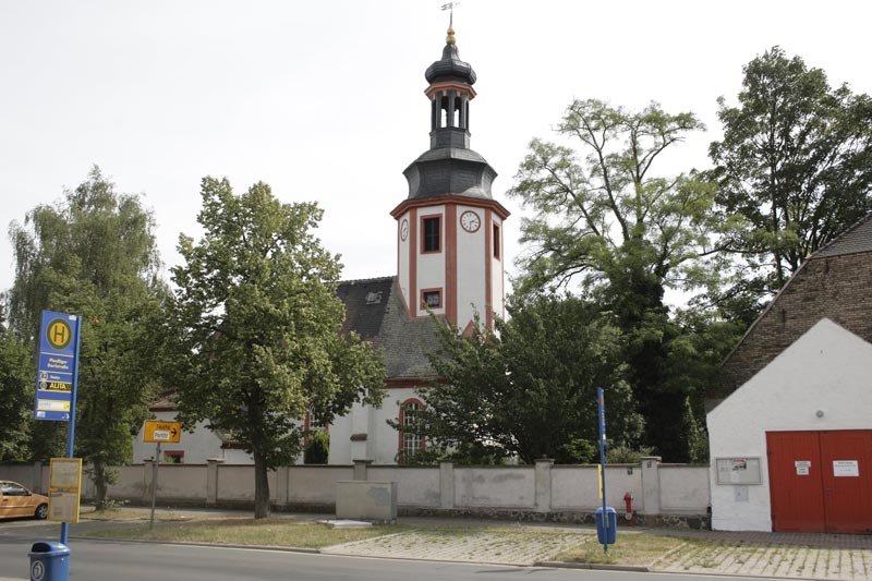 Kirche von Plaussig by Hans Weber