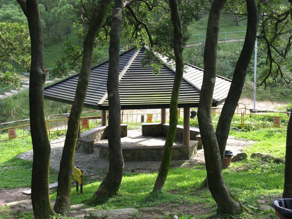 Lantau Island, Hong Kong by cheuky