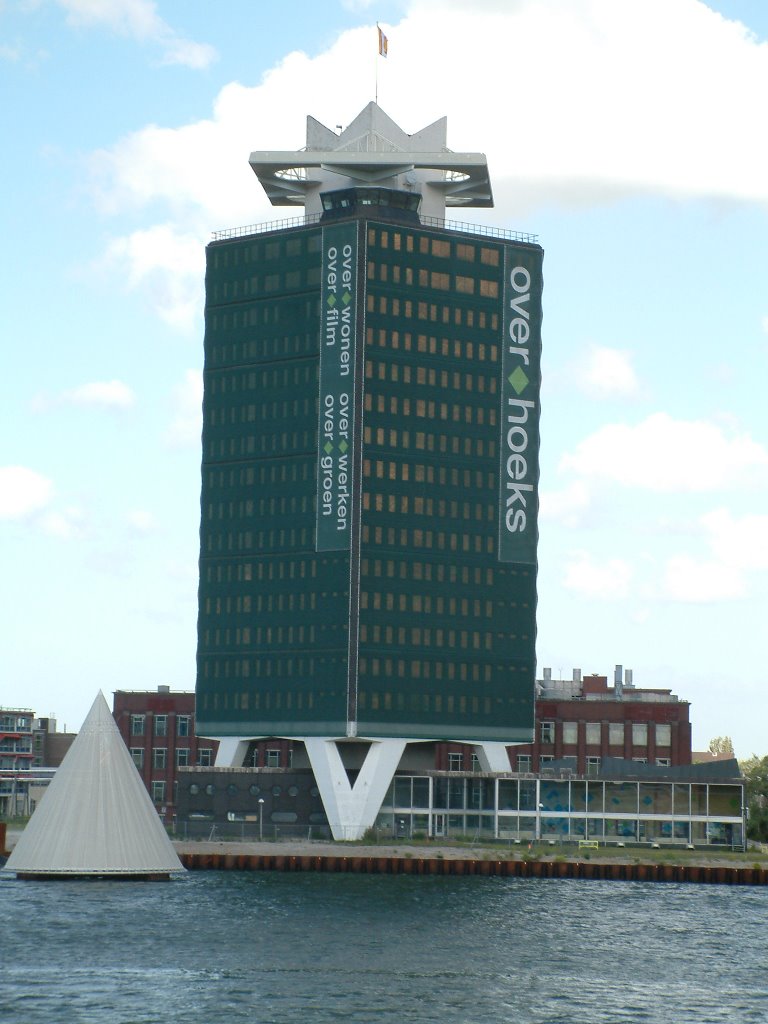 Burgwallen Nieuwe Zijde, Amsterdam, Netherlands by Marcel Klijnhout