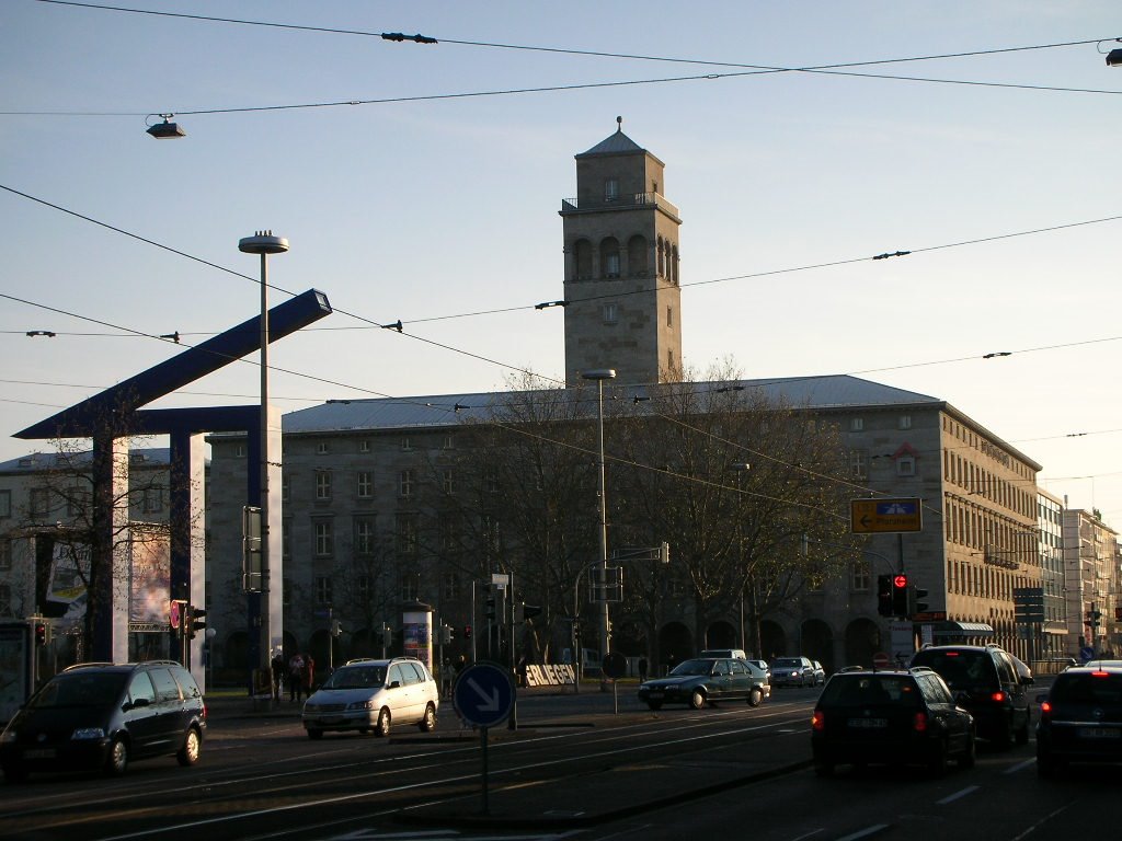 Gebäude der ehemaligen Oberpostdirektion Karlsruhe by Stefan Tritsch