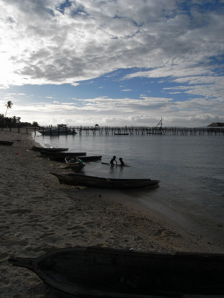 Mabul Island Tawau Borneo Malaysia by jamaken