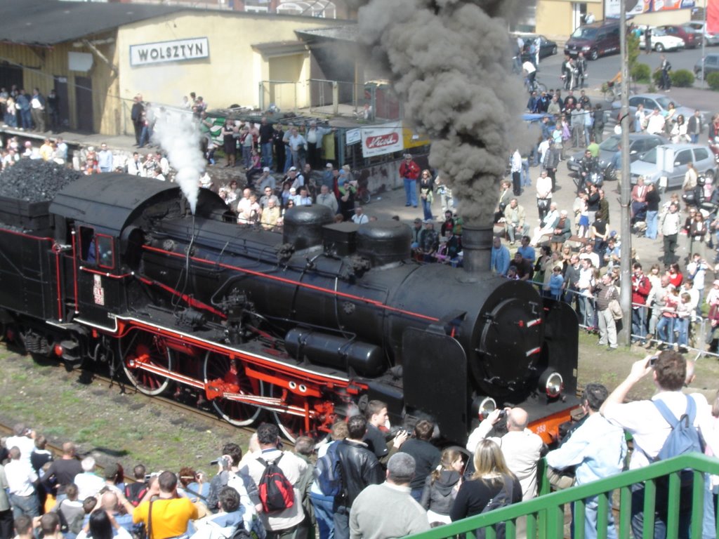 Steam locomotive's parade (Wolsztyn, may 3rd 2008) by Przemek Starosta