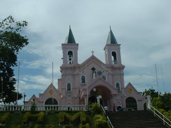 Minglanilla church by Matt Wilkie - tropicalpenpals