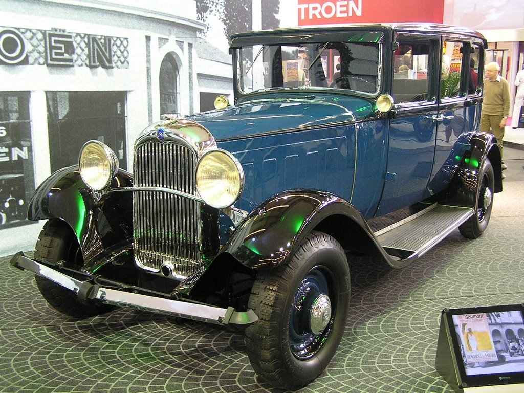 Porte de Versailles, Citroën salon Rétro-mobiles by bmaurice