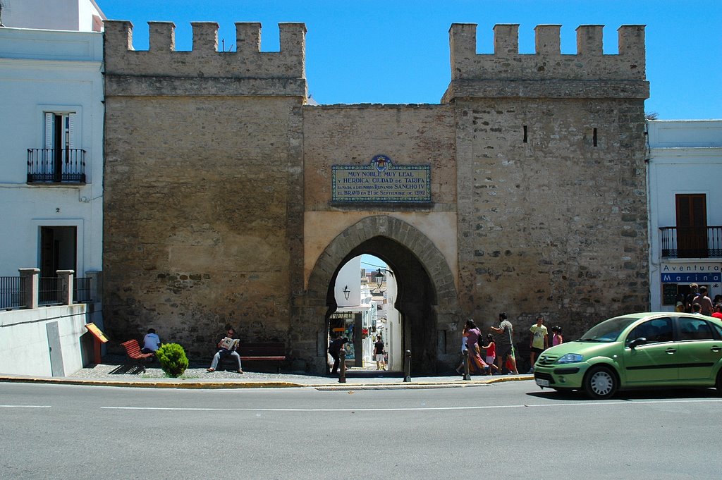 Puerta de Jerez by Chano Rodriguez