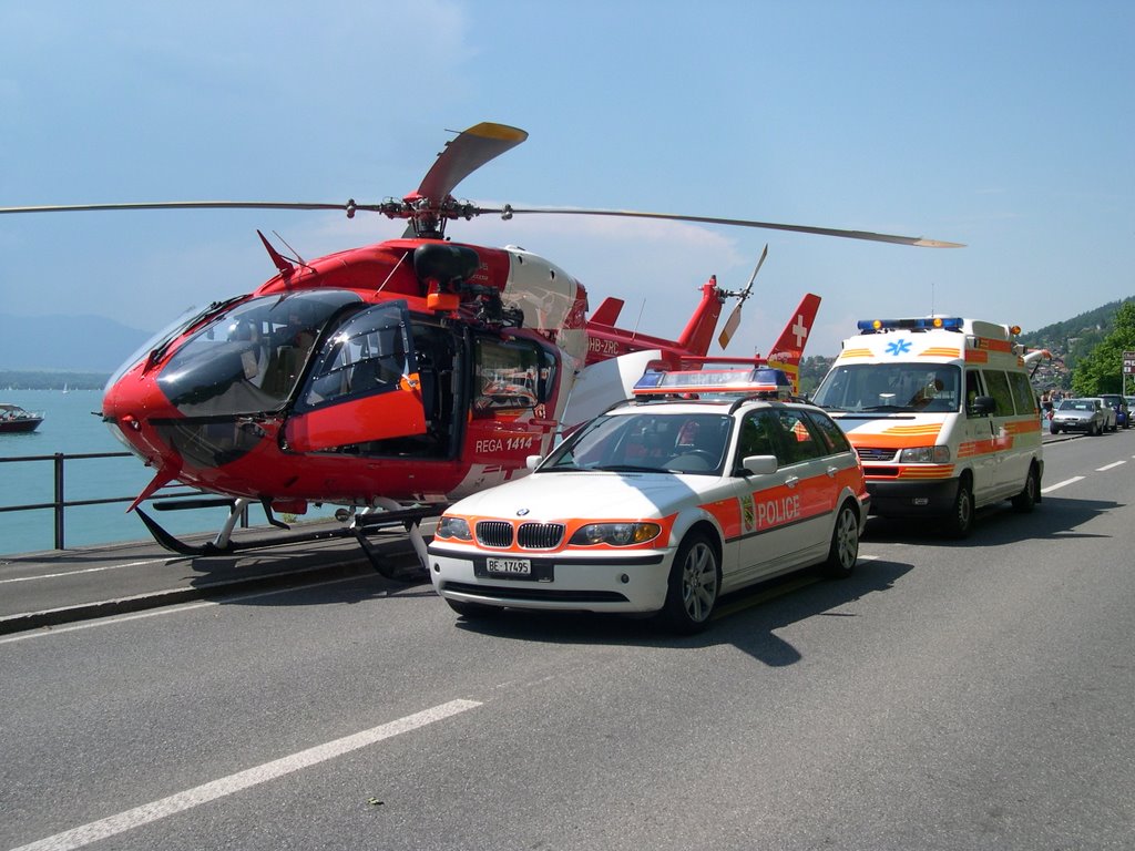 Einsatz Rettungsdienste - EMS on duty by Stefan Gurtner