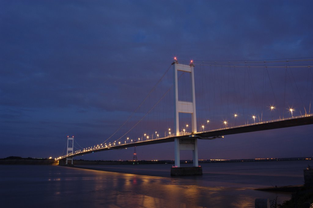 Severn Bridge by hubblescope2003