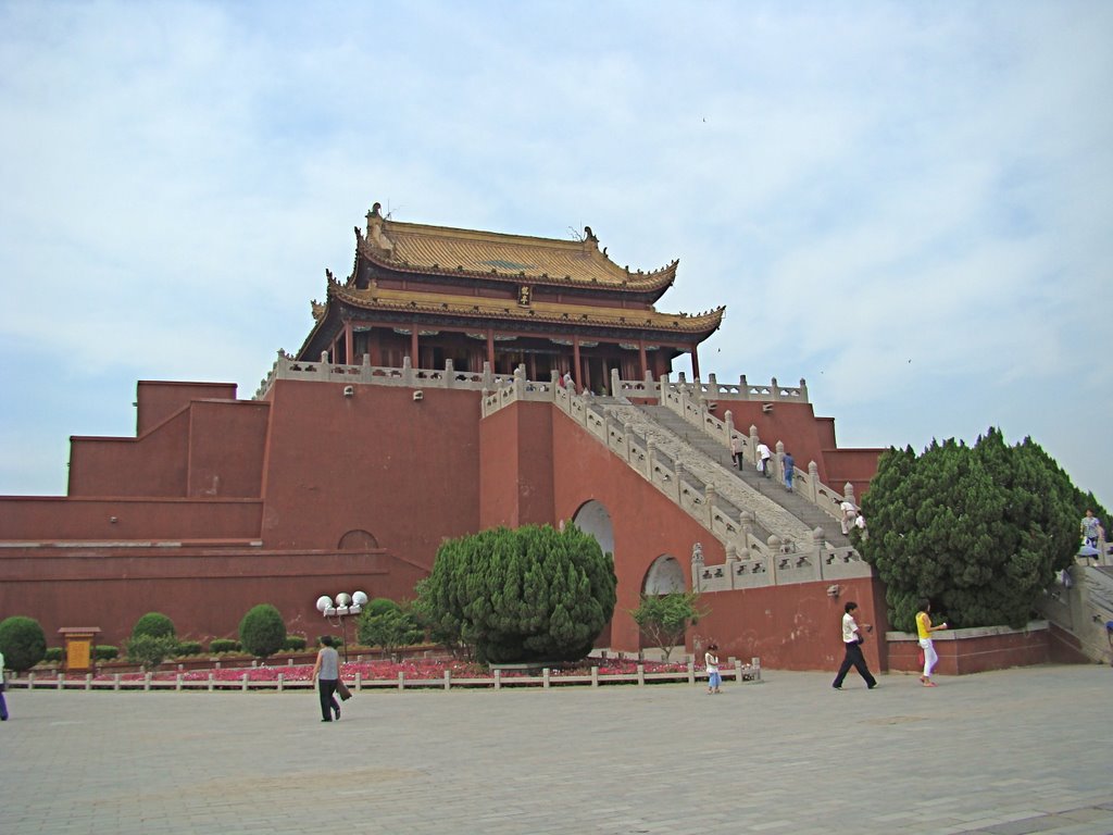 Kaifeng Palace by Michael LeBlanc