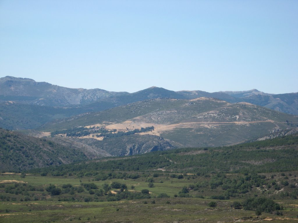 Cantalojas, Guadalajara, Spain by Queperan