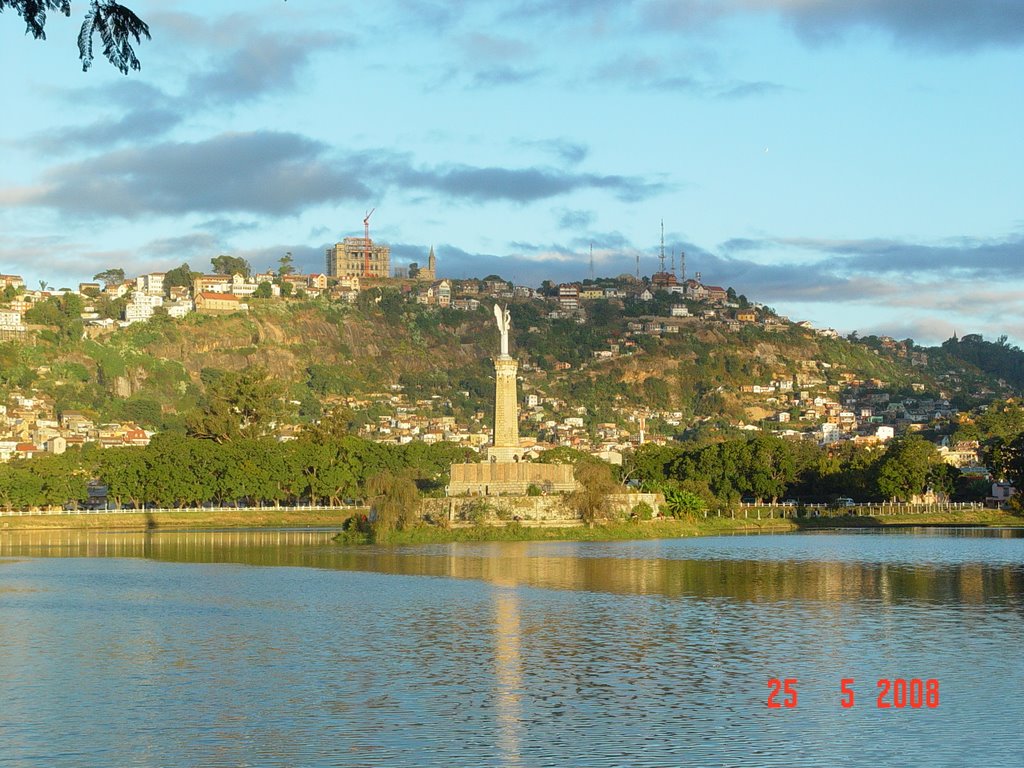 Antananarivo, Madagascar by Yann Gellé