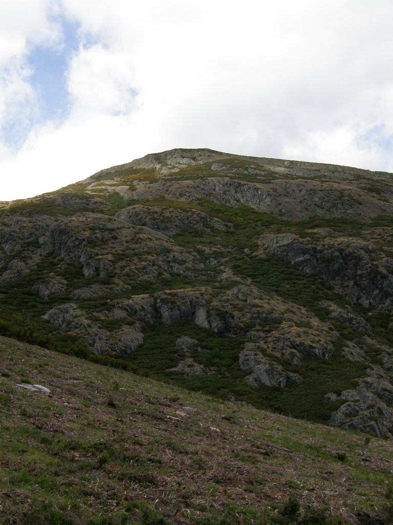 Pico Miravales (vertente leonesa) by Luís Seixas