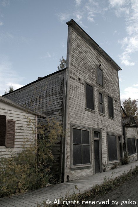 A still new old town, dawson city by gaiko