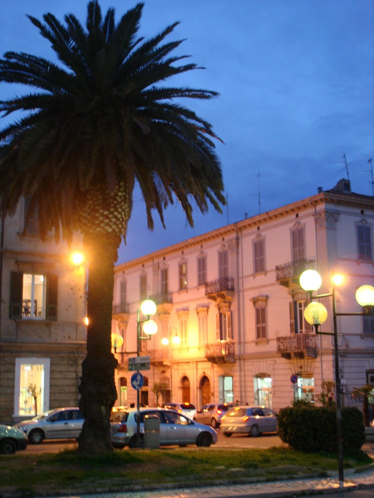 Lanciano, Viale delle Rose by Holger Fritsch