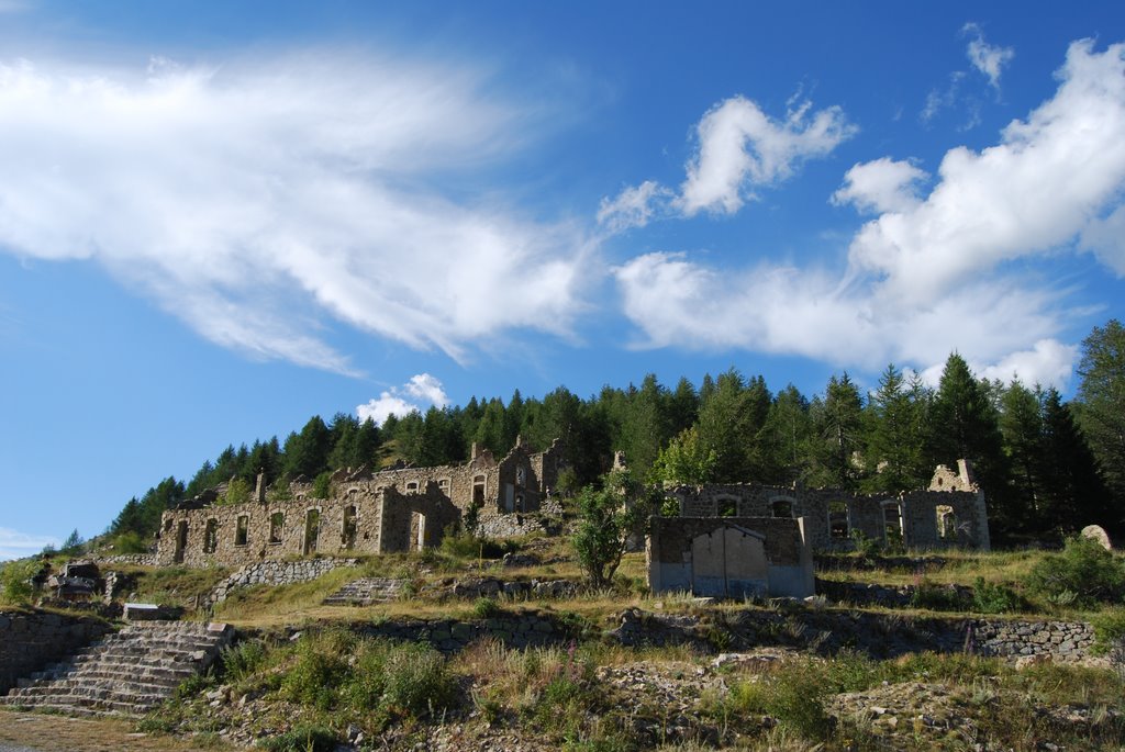 Massif de l'Authion - Vielle Caserne by brunoantibes