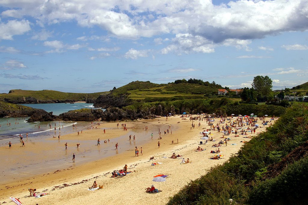 Playa del Siglu, Barro, LLanes, Asturias by Antonio Alba