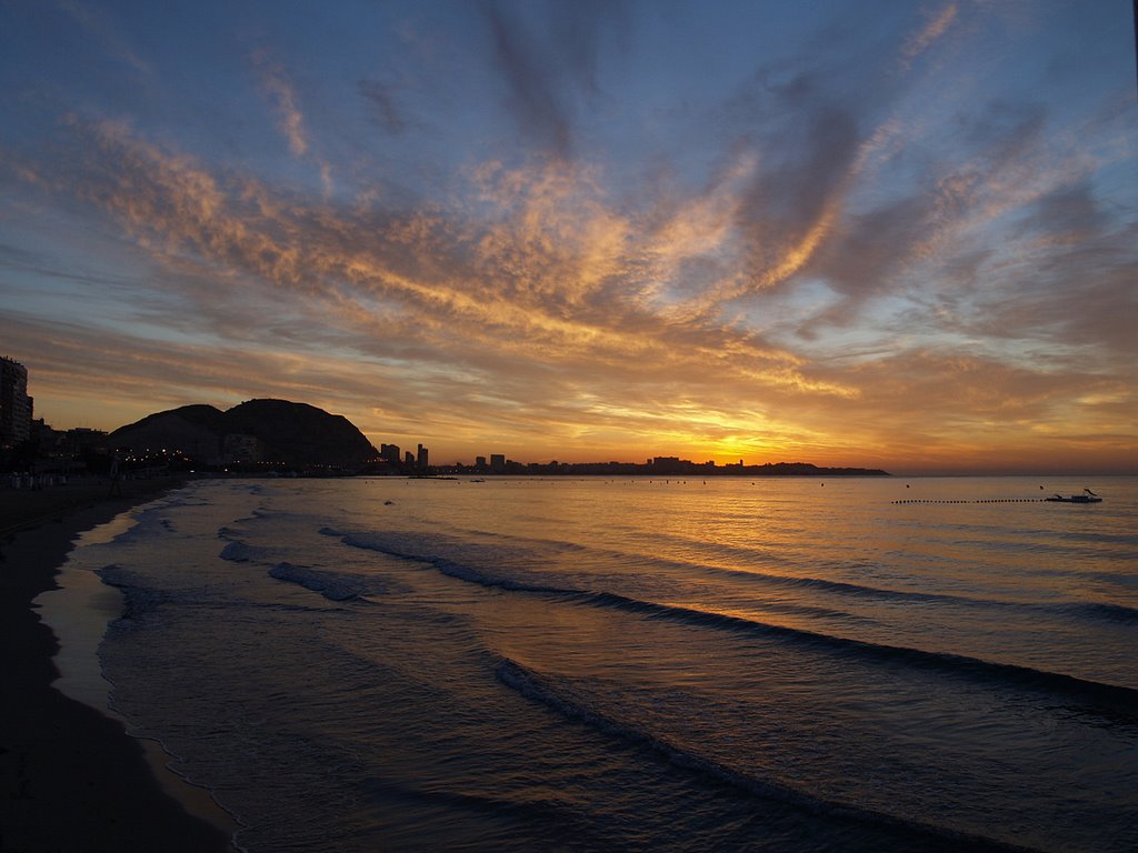 Ensanche Diputación, Alicante, Spain by Patatibiri