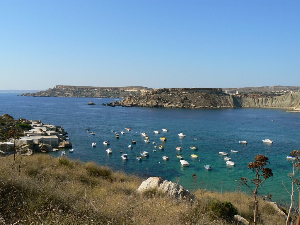 Gnejna Bay by anthony johnstone