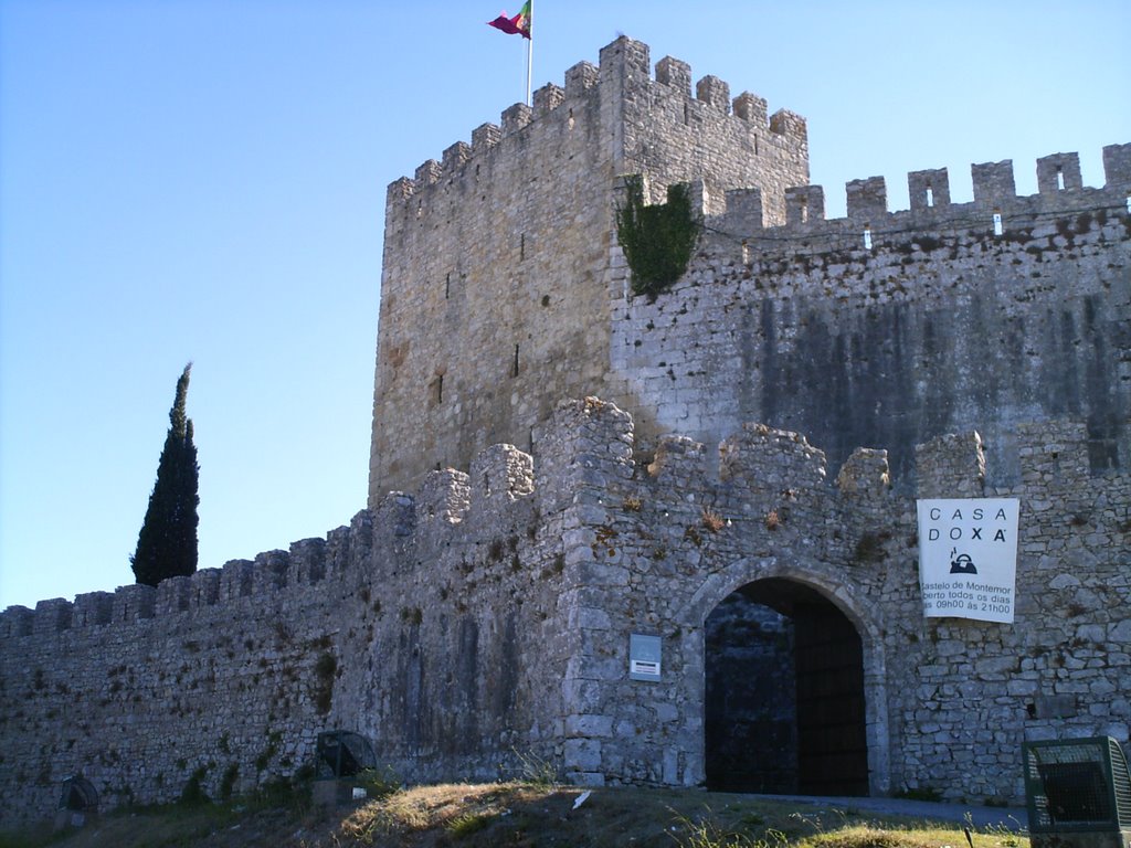 Castelo Montemor-o-Velho by JFCBraga