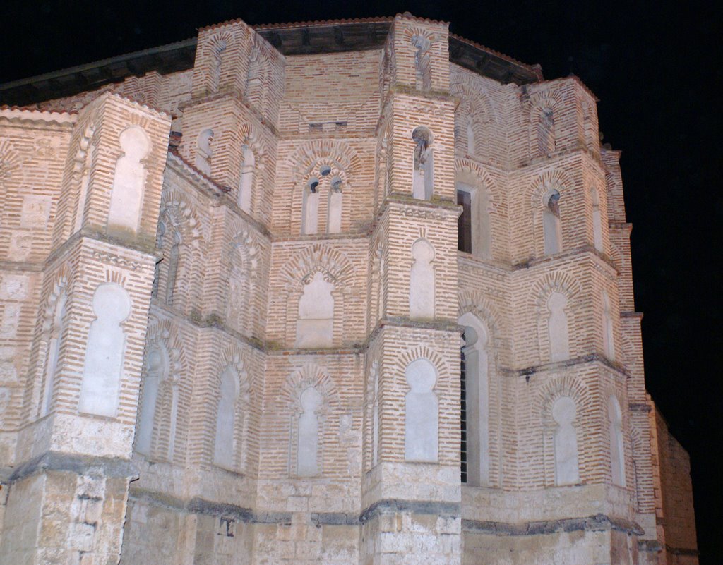 Iglesia de San Pablo by luismiarroyo