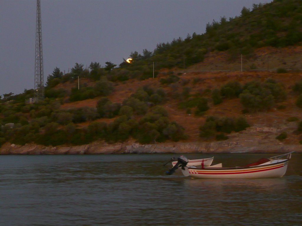 Ahmetbeyli, 35470 Menderes/İzmir, Turkey by ihsan özardıç