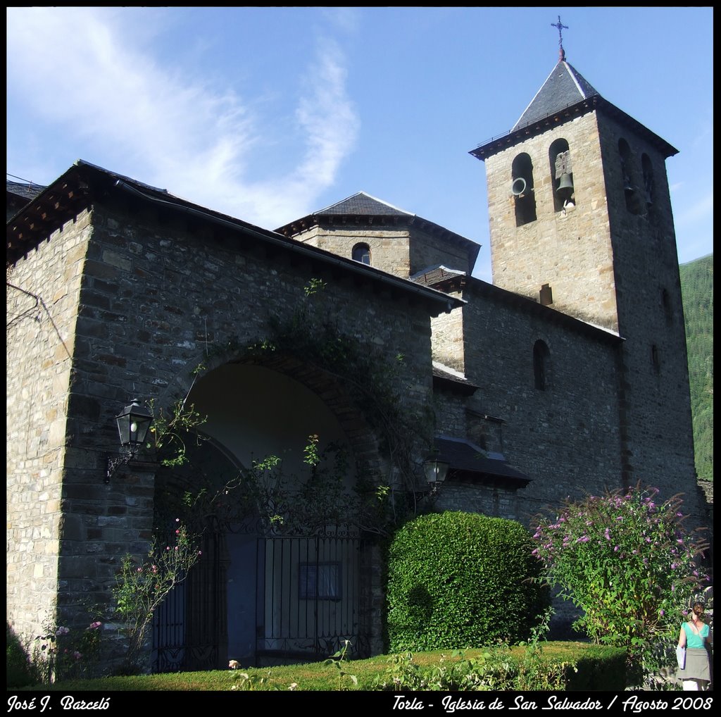 Iglesia de San Salvador by José J. Barceló