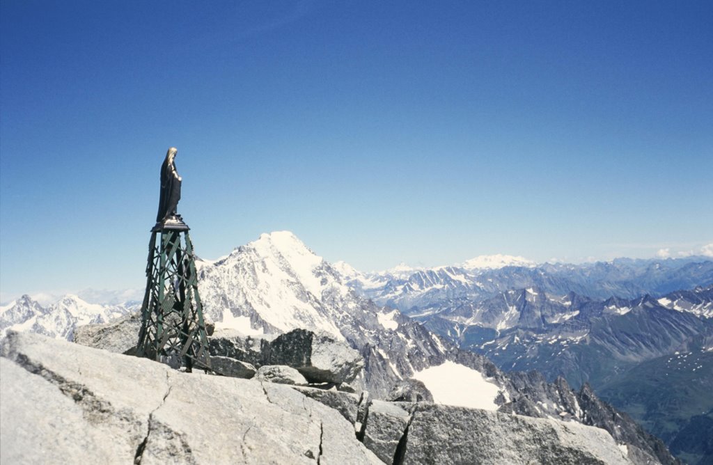 Chamonix, France by cadario