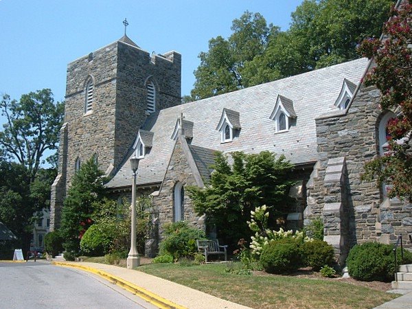 St. Alban's Church, southeast view, NW, Washington, DC, USA by USAnwalt