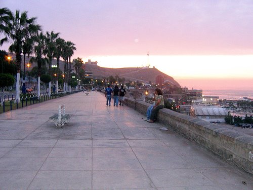 Vista desde el malecon by jorge1101