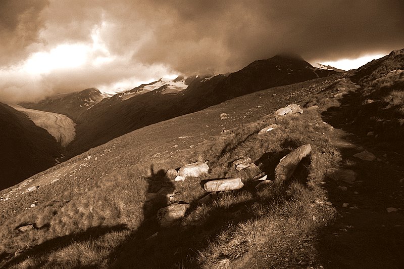 Gemeinde Sölden, Austria by Benedek Vasák