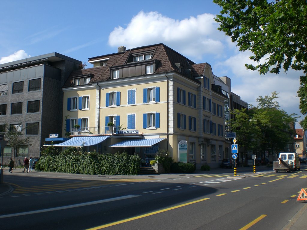 Zugerator Hotel, Baarerstrasse, Zug by hungryhippo