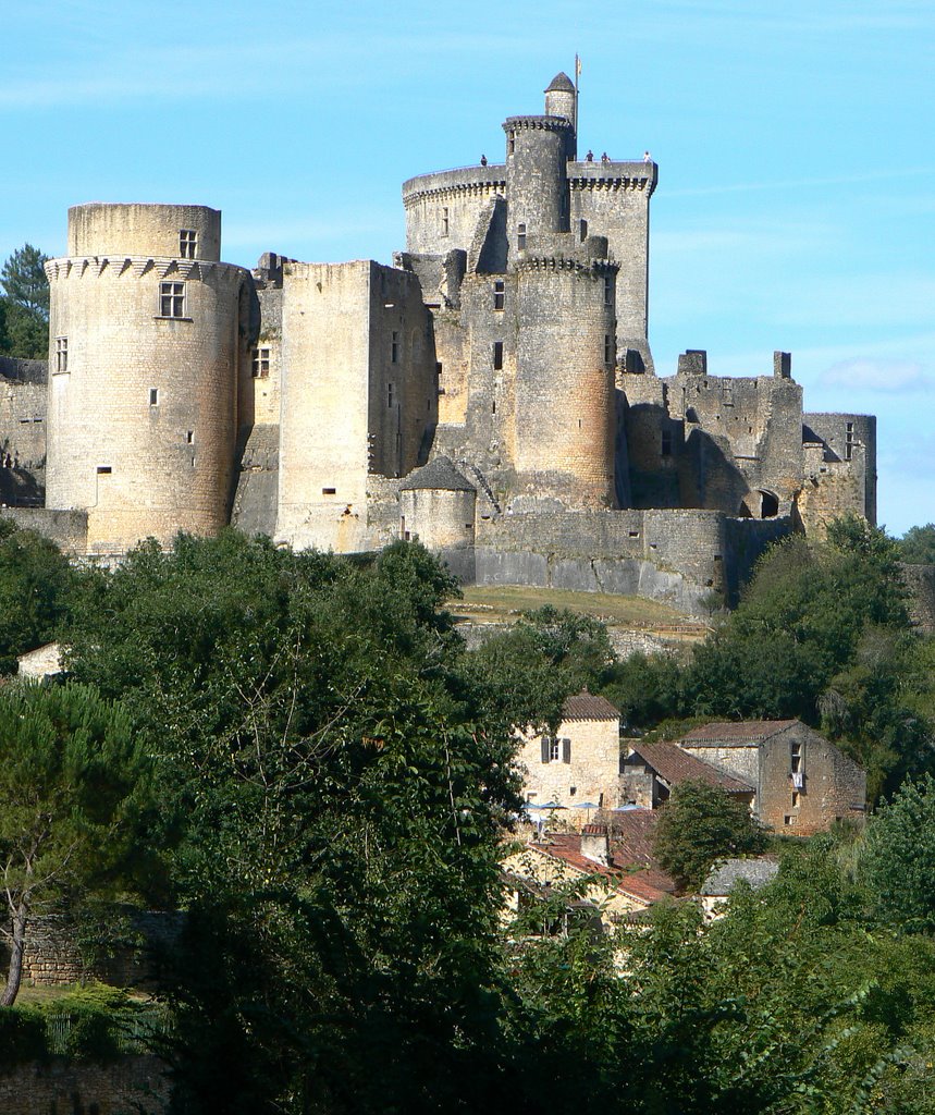 Château de Bonaguil by christian caffin